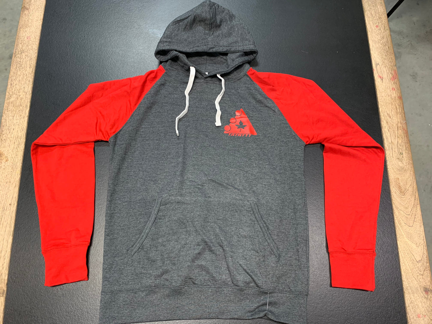 TRYNYTY Simple Hoodie